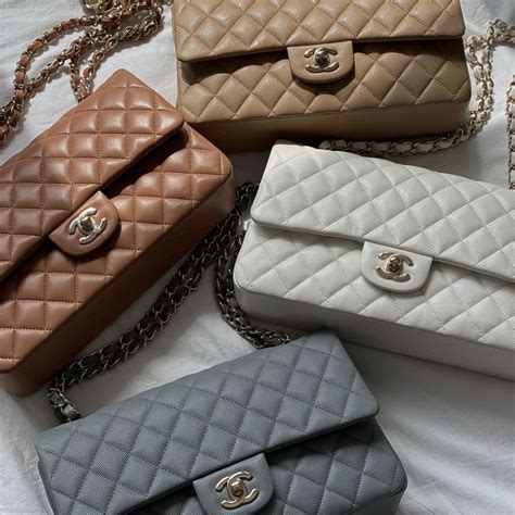 bolsa chanel de colores|Chanel tote bag price 2023.